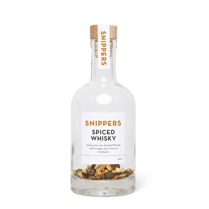 Pineut - Snippers Botanicals Spiced whisky